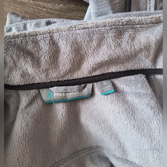 Light Blue Utility Jacket with Fitted Style and Stand-Up Collar - Picture 14 of 14